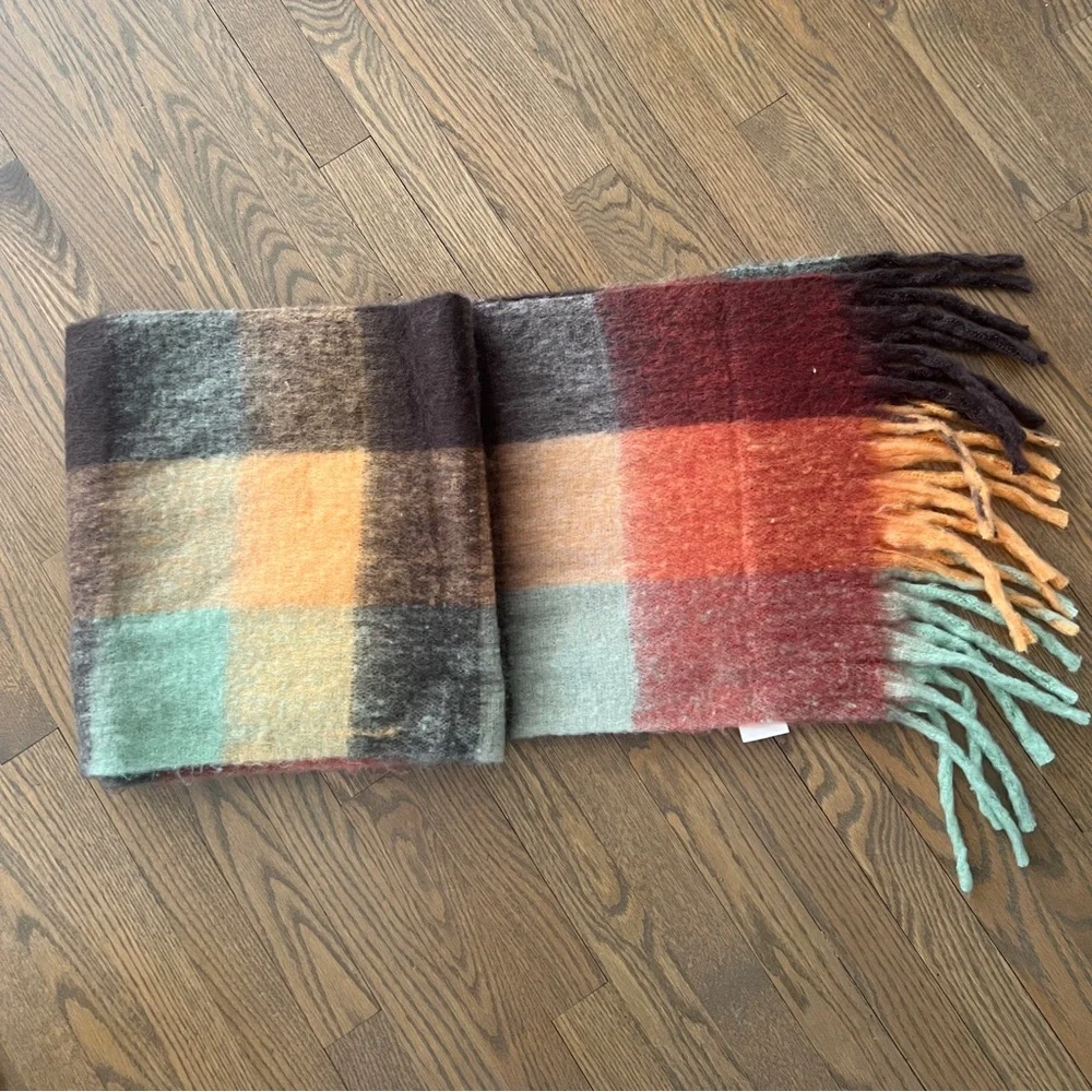 ACNE STUDIOS Checkered Mohair Scarf - Picture 5 of 8